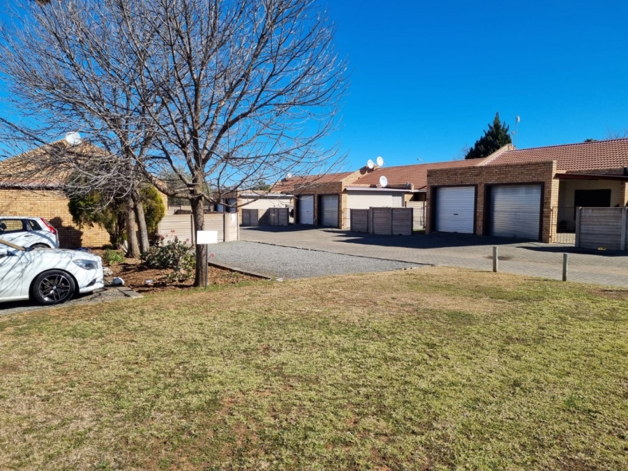 2 Bedroom Property for Sale in Fauna Free State